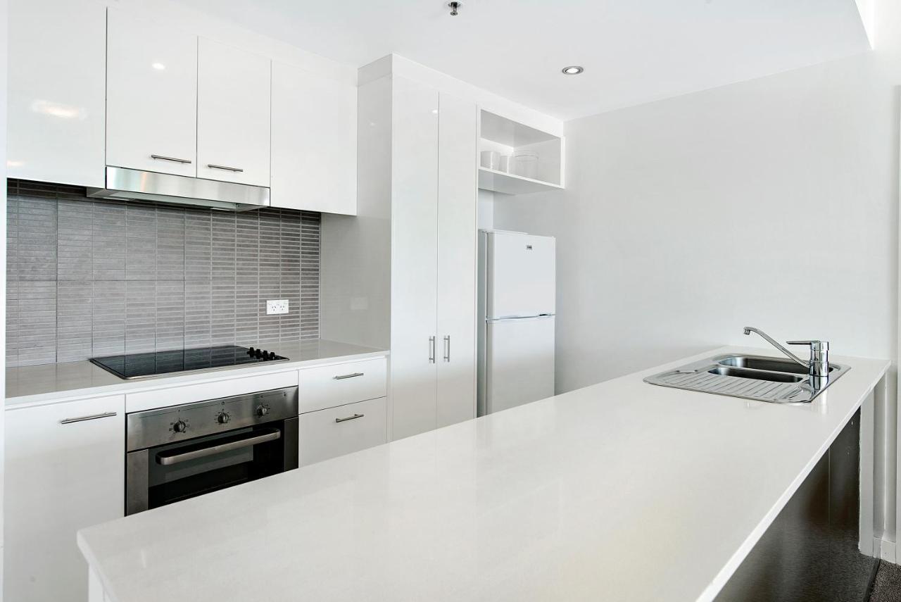 Ultiqa Freshwater Point Resort Broadbeach Gold Coast Bagian luar foto