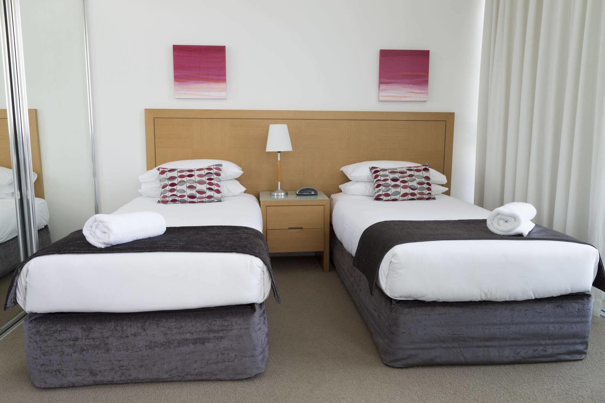 Ultiqa Freshwater Point Resort Broadbeach Gold Coast Bagian luar foto