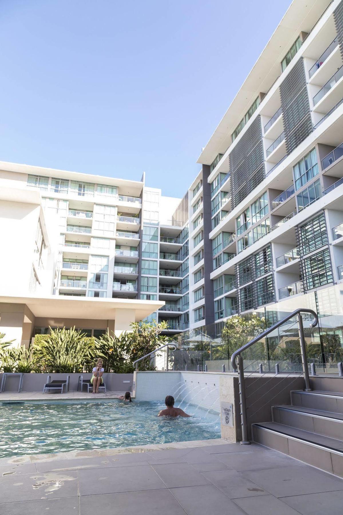 Ultiqa Freshwater Point Resort Broadbeach Gold Coast Bagian luar foto
